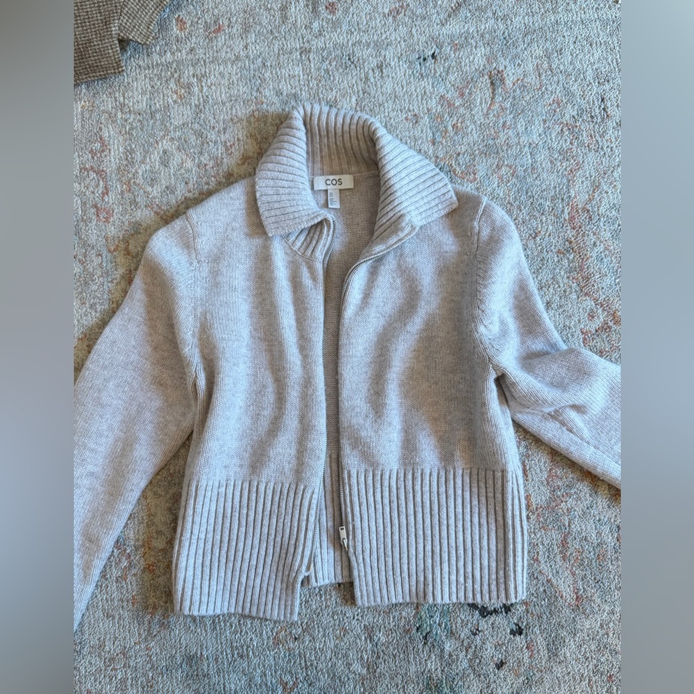 COS 100% Wool Zip Sweater Oatmeal Grey Size Medium